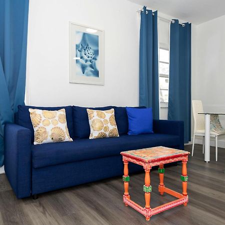 Apartments On Collins 마이애미 비치 외부 사진