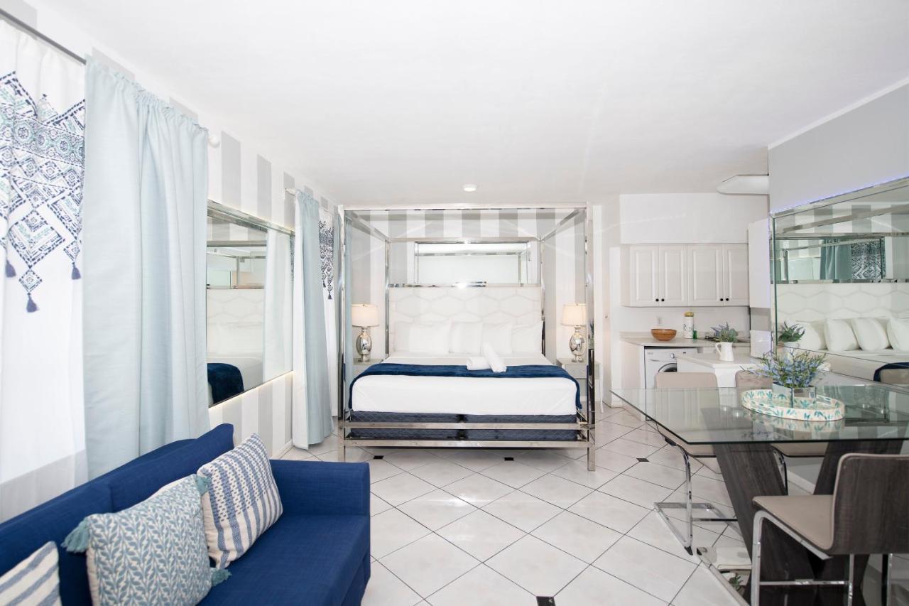 Apartments On Collins 마이애미 비치 외부 사진