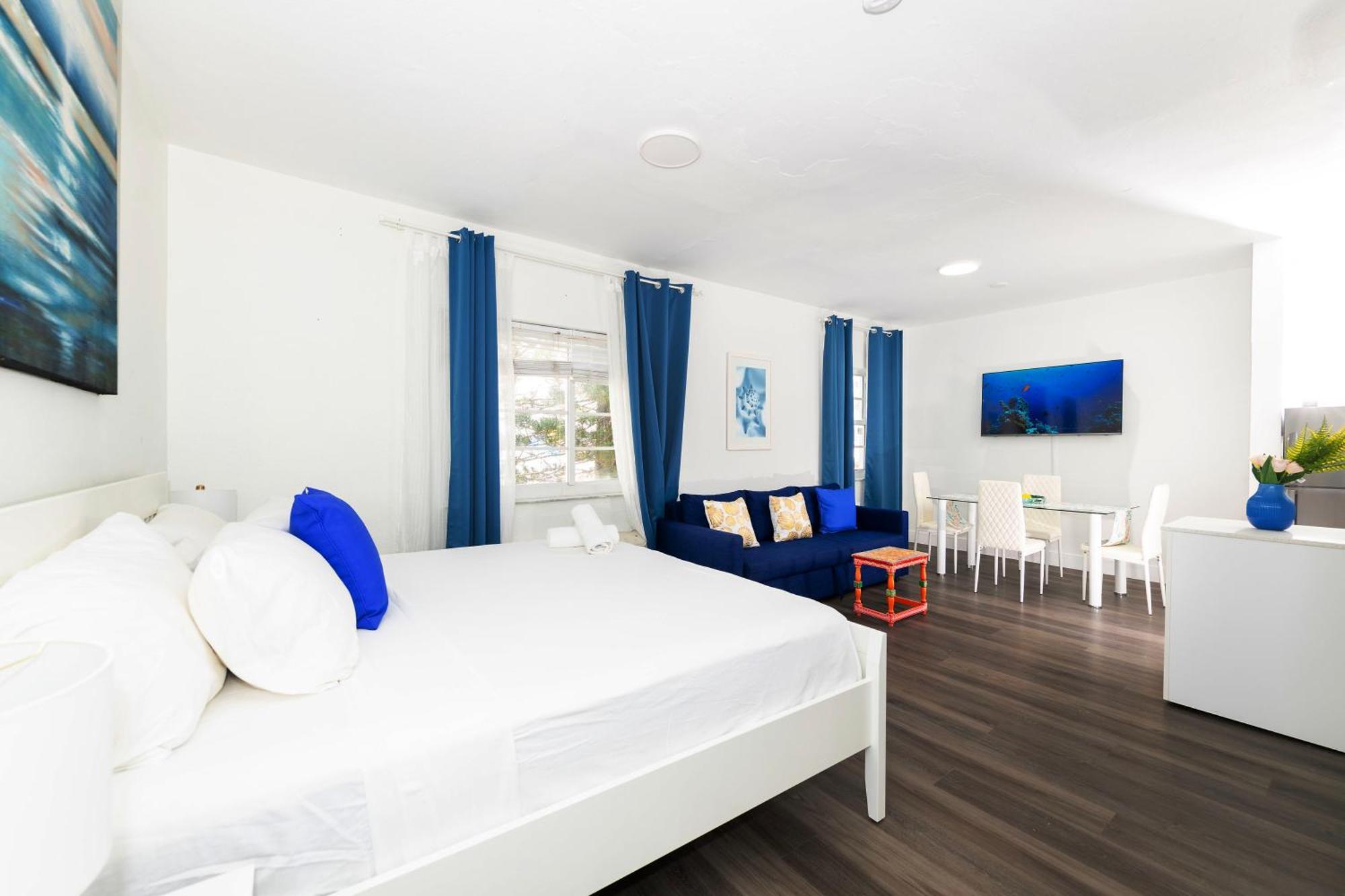 Apartments On Collins 마이애미 비치 외부 사진